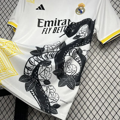 Maillot Real Madrid foot concept 2024 2025