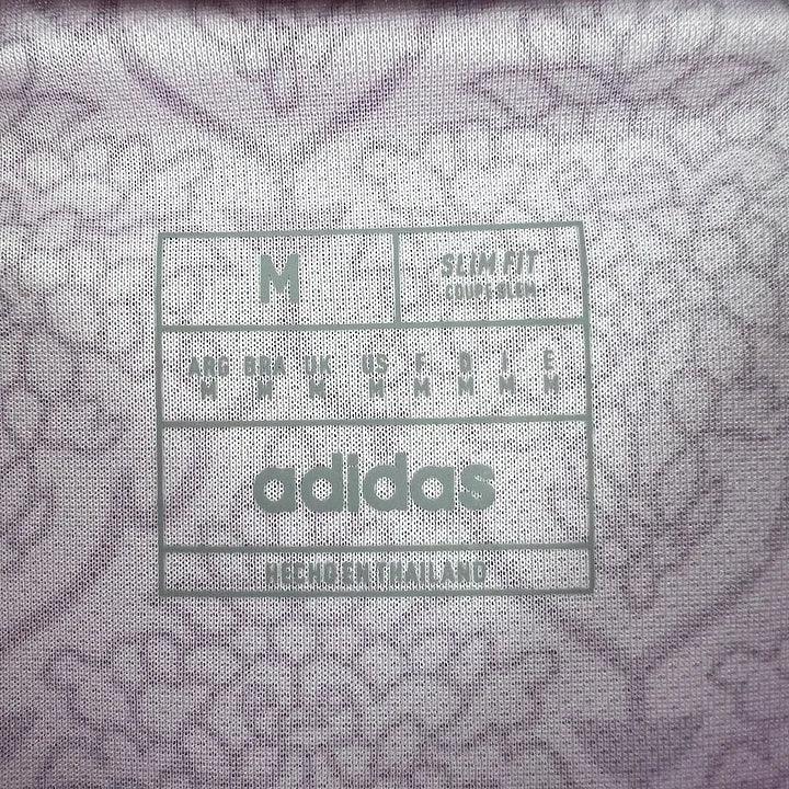 Maillot concept Real Madrid 2024-25 rose exclusif