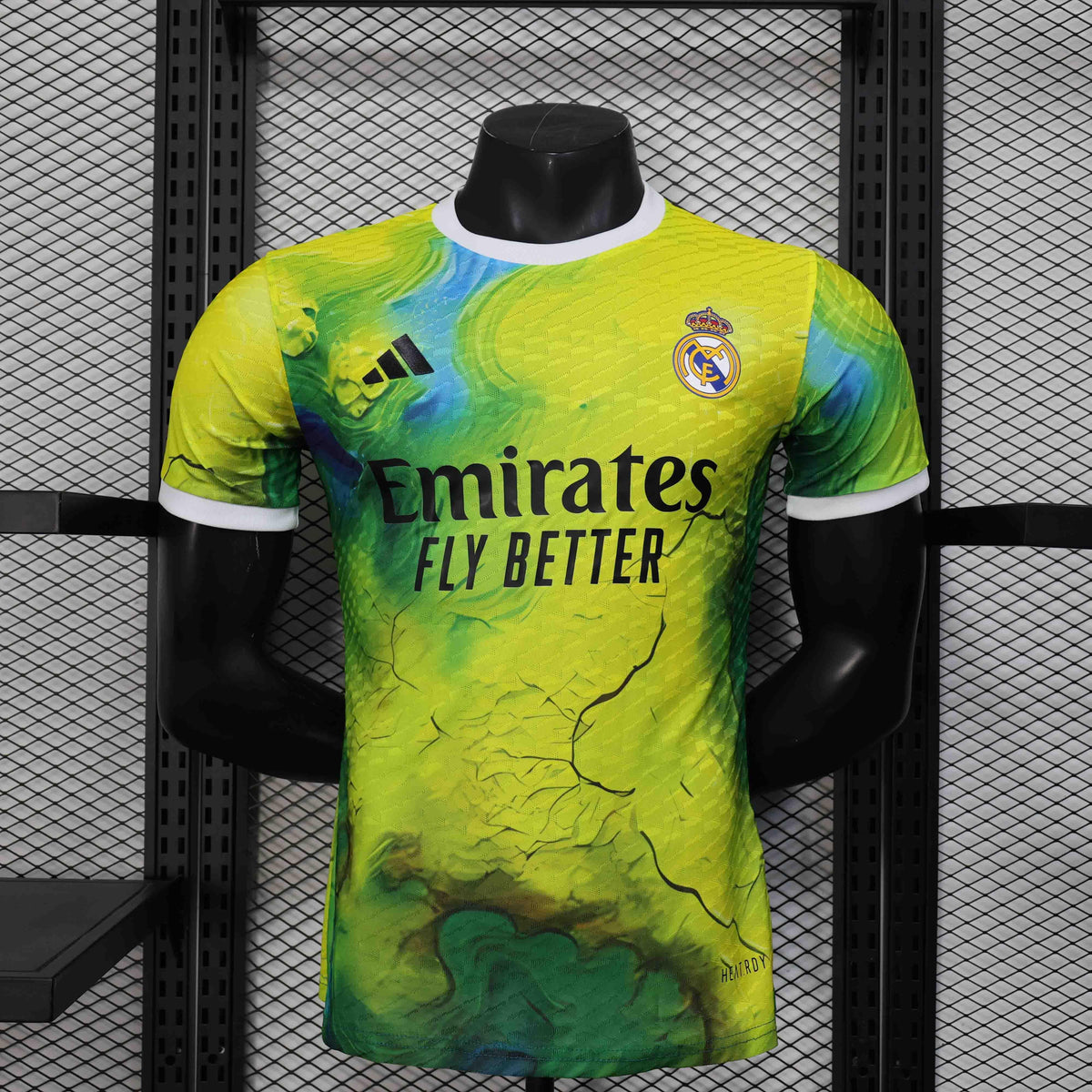 Maillot Real Madrid concept 2025-26